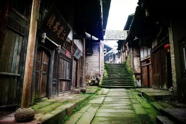 吕梁汾阳车站派出所力保旅客出行安全